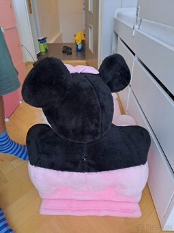 🐭💖 Dětské rozkládací křesílko Minnie – plyšové a pohodlné - 4