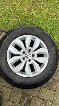 Alu kola VW Amarok  245/65/r17 rozteč 5x120 - 4