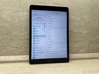 Apple iPad 10.2 (2021) 64GB Wi-Fi Silver - 4