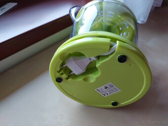 Odšťavňovač citrusů Oriflame - 4