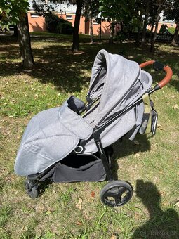 Sportovní kočárek - 4