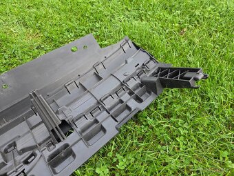 Maska/mřížka Volkswagen Caddy 5 - 4