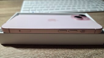 Apple iPhone 15 128GB - 4