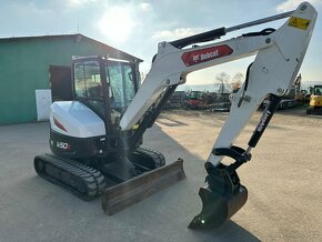 Bobcat E50 - 4