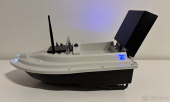 Zavážecí loďka s GPS, baterie 18000mAh - JEDNORUČNÍ OVLADAČ - 4