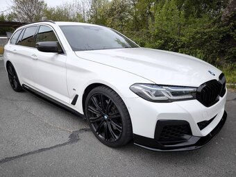 BMW 540i xDrive Touring LCI 245Kw , Původ ČR , 104.000 KM - 4