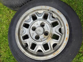 3 kusy alu kol Audi VW r14 4x100 811601025B - 4