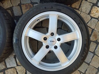 ALU 5x114,3 r17x7,5j ET 38, 225/45/17 plný vzorek - 4