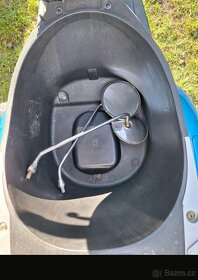 Prodám skútr 50 ccm styl vespa - 4