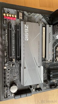 Herní deska Gigabyte Z690 Gaming X DDR4, socket 1700 - 4