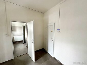 Pronájem výrobní haly, prostoru 349 m² Libušina, Kladno - 4