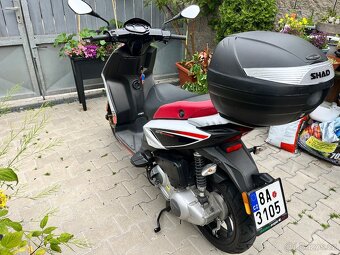 Aprilia SR 125 MOTARD - 4