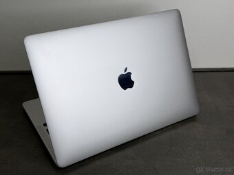 MacBook Pro 13'' 2020 / M1 / 16GB / 512GB SSD / Silver - D - 4