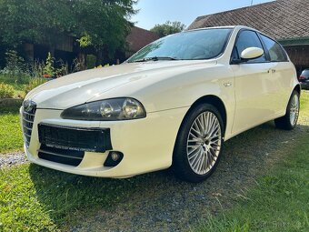 alfa romeo 147 1.6 benzin 77kw r.8/2008 klima alu kola 18" - 4