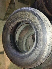Nové pneu 245/75r17 4 ks Dunlop a 4 ks Bridgestone - 4