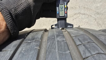 Letní pneumatiky 255/35/19 Pirelli Run Flat - 4