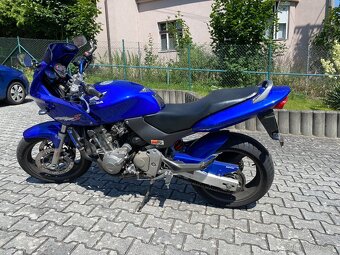 Honda Hornet CB 600 F - 4