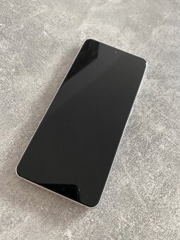 Samsung Galaxy S21 (ND) - 4