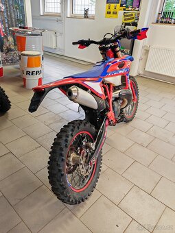 BETA RR Race 2T 300 MY25 - 4