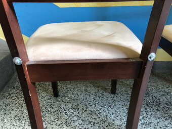 2ks jídelní kuchyňské židle. Dřevěná s polstrováním - 4