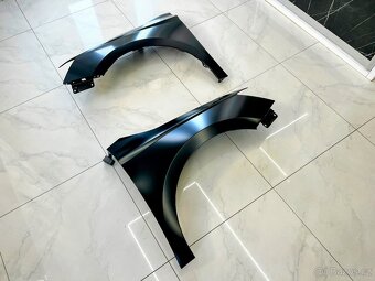 PŘEDNÍ BLATNÍKY ŠKODA FABIA 3 / POZINK / ZASÍLÁME - 4