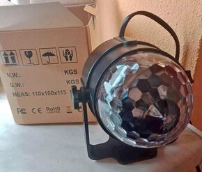 Párty led koule s ovládáním zvukem a dálk.ovladačem.. - 4