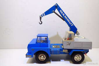 Jeřáb Mammut na setrvačník - Retro Hračky - 4