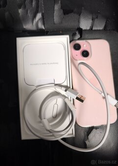 iPhone 15 128GB růžová s krabičkou bez poškození - 4