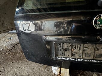 Páté dveře Škoda Octavia 1 combi - 4