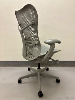 Kancelářská židle Herman Miller Mirra - 4
