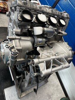 Motor BMW S1000RR 2015 - 4