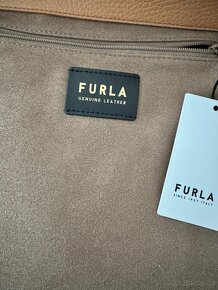 Furla Kabelka Essential - 4