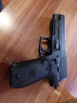 Pistole SIG SAUER P226 Green hass Tokio Marui airsoft - 4