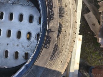 Letní pneu 235/ 55 /R17 - 4
