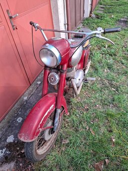 Jawa 250 Kývačka - 4
