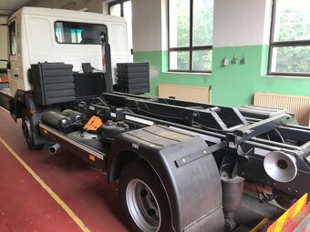 Man L2000 hákový nosič kontejneru - 4