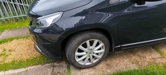 Peugeot 2008 - 4