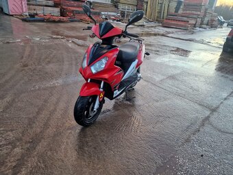 Skútr motocykl Motorro Polly 50, najeto 6700km, držák kufru, - 4