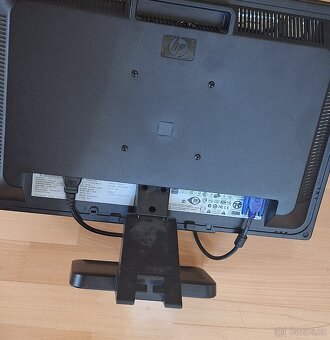 LCD monitor HP LE2201w - 4