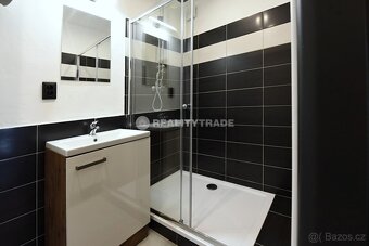 PRONÁJEM PĚKNÉHO, VELKÉHO BYTU 3+1, 76 M2, S LODŽIÍ, VE 2NP - 4