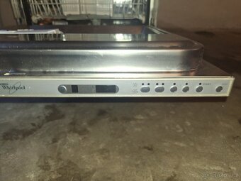 Myčka Whirlpool ADG 9836/1na opravu nebo na náhradní díly - 4