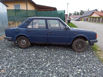 ŠKODA 120L - 4