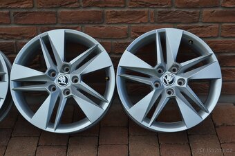 5x112 R17 Hliníkové disky Originál Škoda Superb - 4