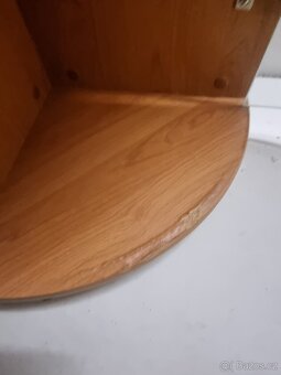 Rohová vitrína - 4