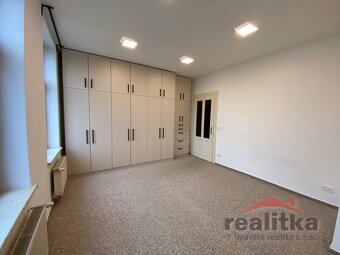 Prodej velkého bytu 4+1, 109 m² se zahradou, ul. Olomoucká,  - 4