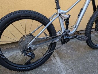 24" celoodpružené kolo Giant Faith 24 - 4