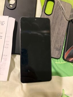 Samsung S25 Edge - 4