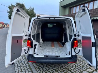 Volkswagen Transporter 6.1 - 4