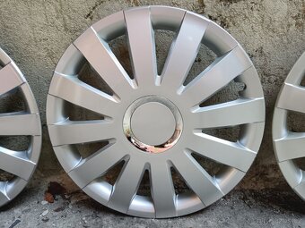 Univerzální poklice r 16 - 4