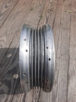 Střed kola buben jawa 353 - 4